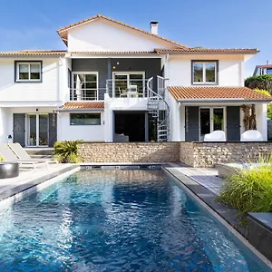  Villa Uhaina France